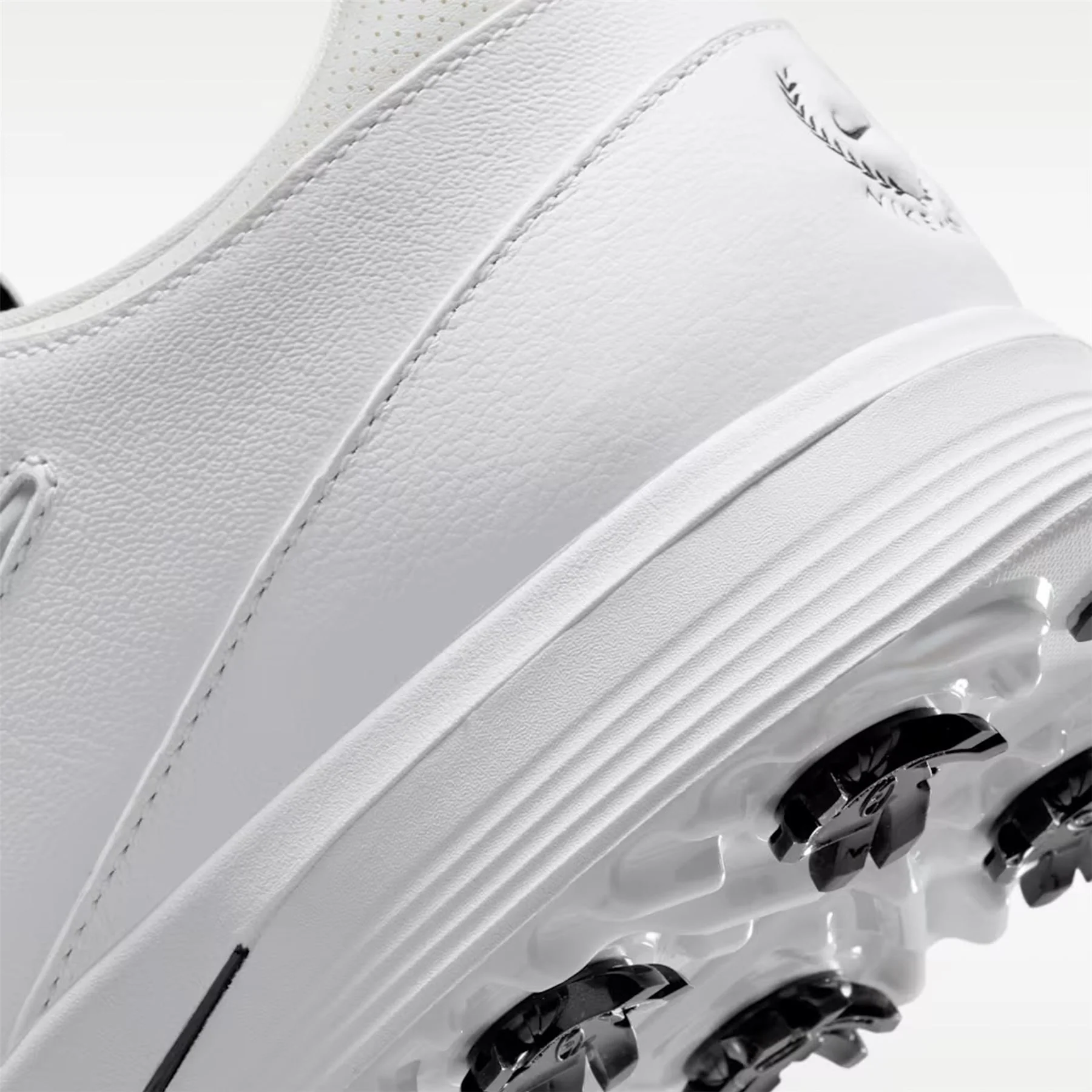 Victory Tour 4 Spiked Golf Shoes White/Black - Image 8